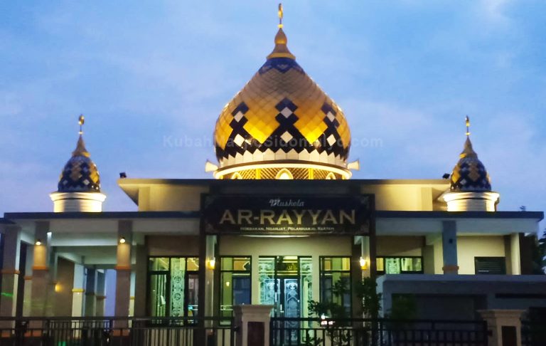 pembuat kubah masjid