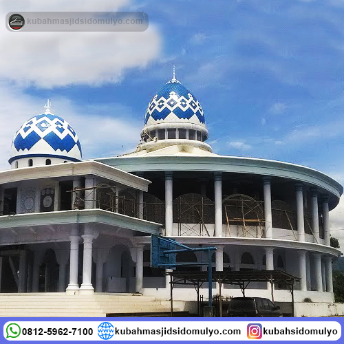 pembuat kubah menara masjid di kalimantan timur