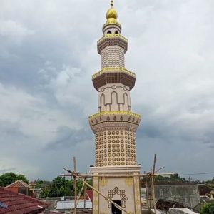 pembuat menara masjid di malang